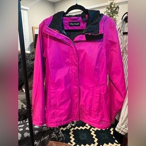 Marmot women’s raincoat size L
